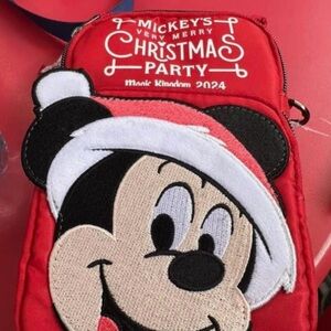 Mickey's Very Merry Christmas Party Lug 2024
